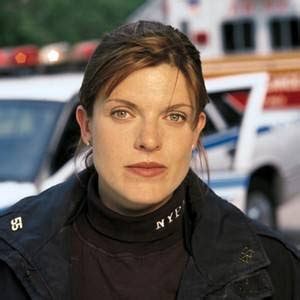 actress long of third watch